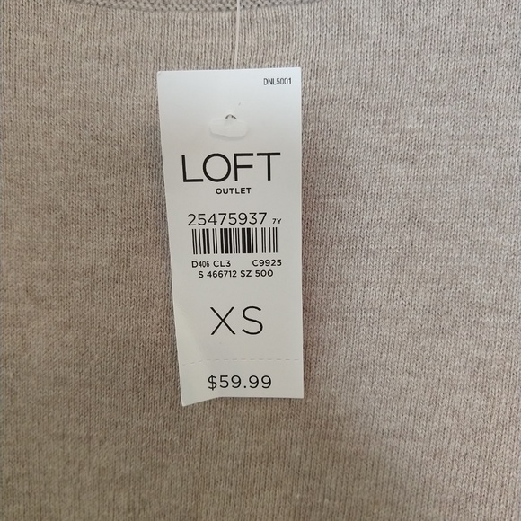 📣Host Pick 📣 LOFT Neutral Sweater - Picture 6 of 7